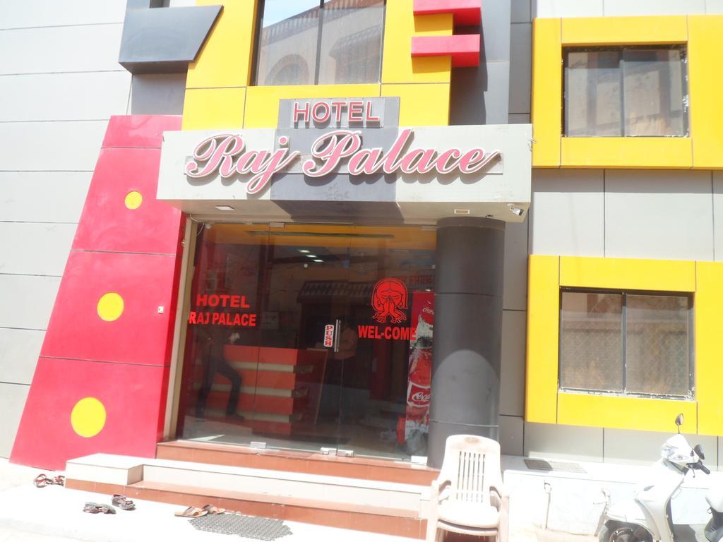 Hotel Raj Palace Dwarka  Exterior photo